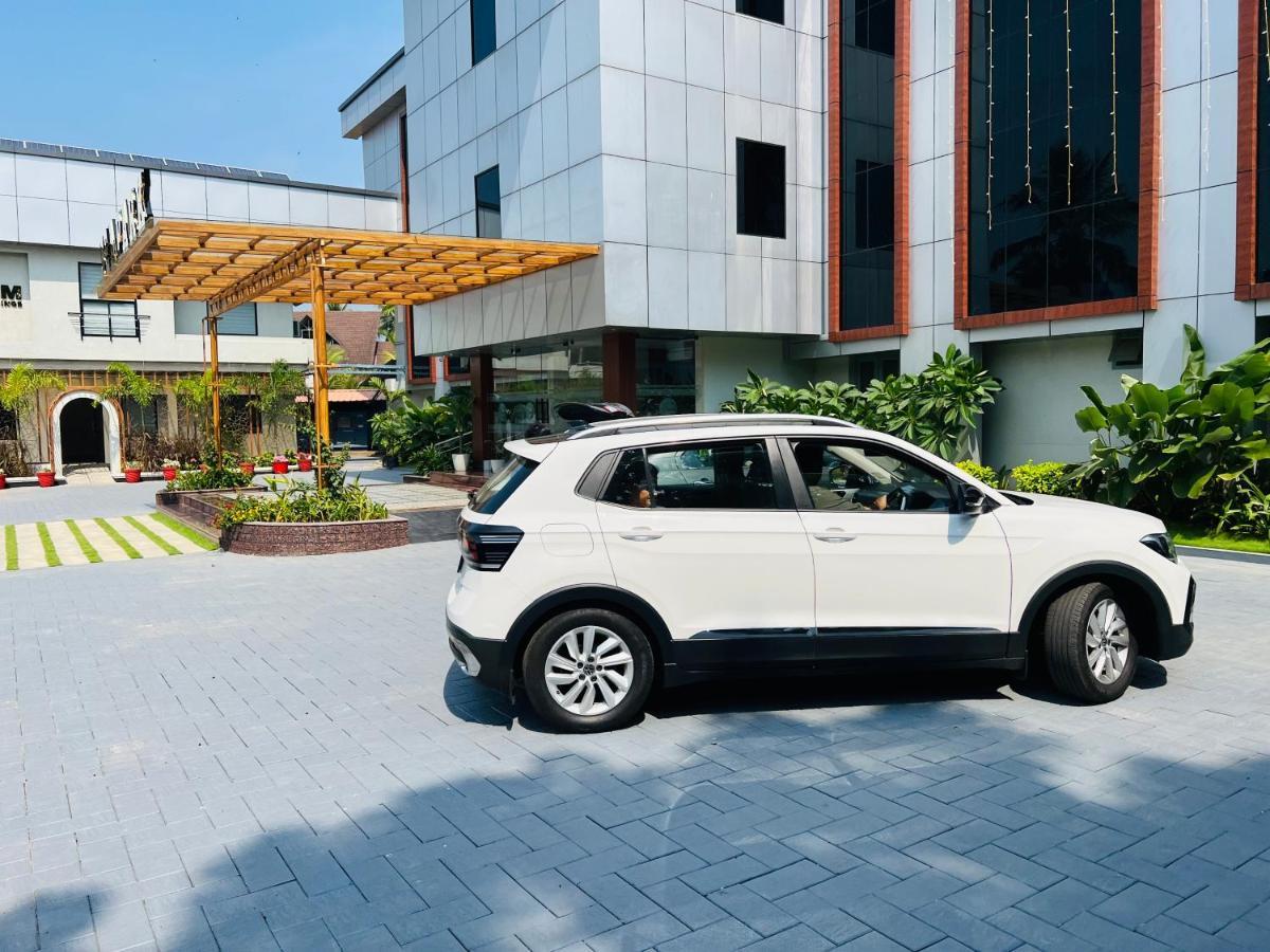 Hotel Seapark Kollam Ngoại thất bức ảnh